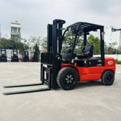 XE NÂNG ĐIỆN NGỒI LÁI EFXZ301-H (3 Tấn)